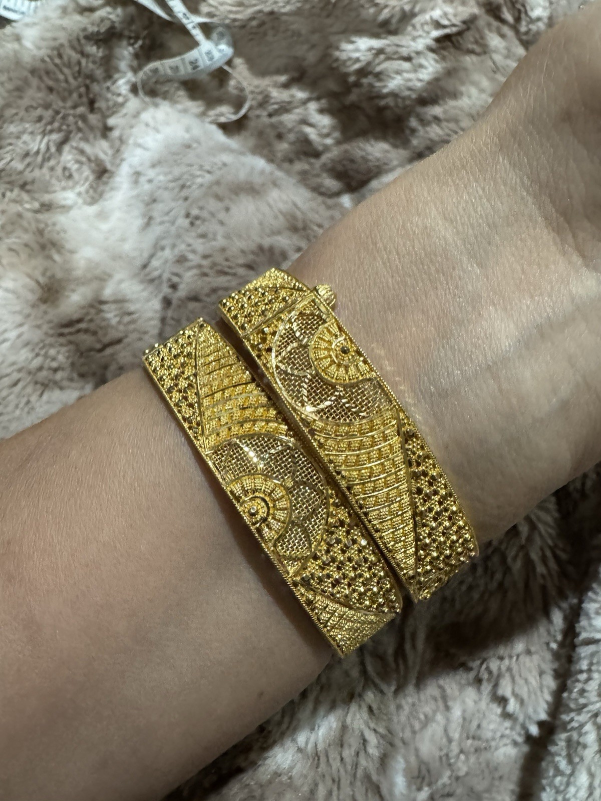 22K Solid Yellow Gold Hinged Bangle Bracelet 23.1… - image 9