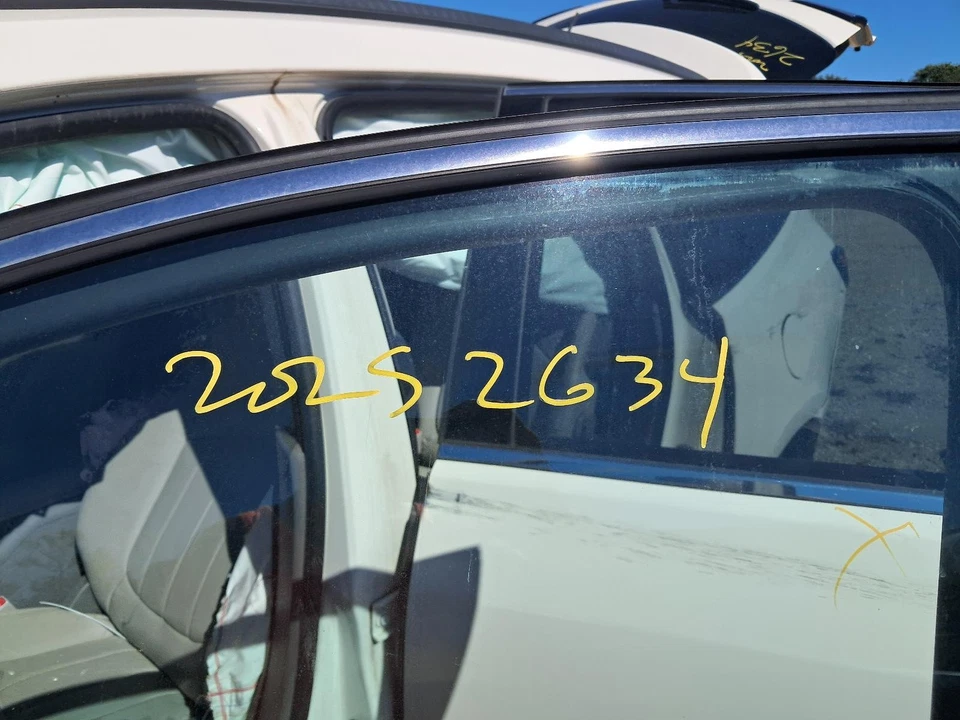 Used Front Left Door Interior Trim Panel fits: 2014 Chevrolet Traverse  Grade A - Image 3 of 4