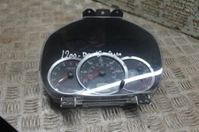 BFD086718 2013 MITSUBISHI L200 2.5 DID 5SP AUTO SPEEDOMETER CLOCKS 8100B690