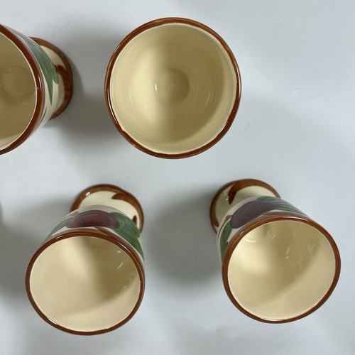 6 TAZZE UOVO vintage francescane in terracotta con piedi di MELA, alte 3-7/8" - Foto 5 di 10