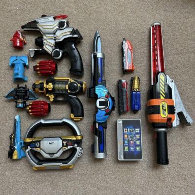 Power Rangers Goseiger Gobusters ToQger DX Spielzeug Lot Blaster Schwert Set ...