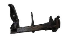 Mercedes W126 V8 A1171300335 Klimakompressor Halter Halterung Mercedes W126 V8 A1171300335 Klimakompressor Halter Halterung