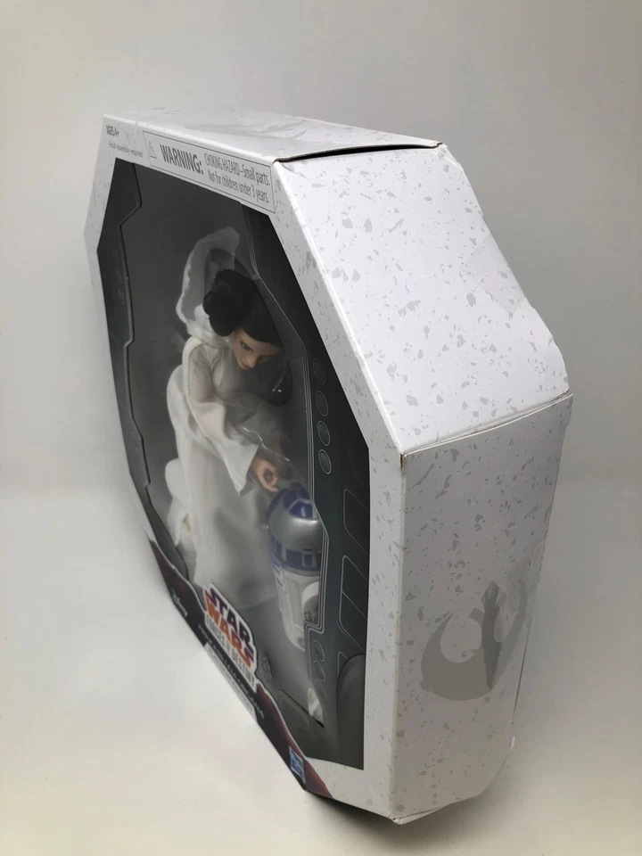 Star Wars Collector Doll Leia Fashion Doll - Image 3 of 4