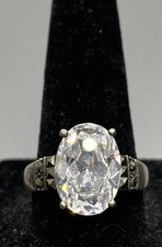 925 Sterling Silver Oval Cut Clear Quartz  Marcasite Size 8.5 Ring 6.6g