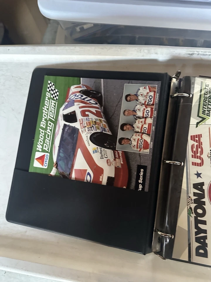 Huge 200 Dale Jarrett card Lot Collection In Pages Albums Postcards & more - Image 3 of 4