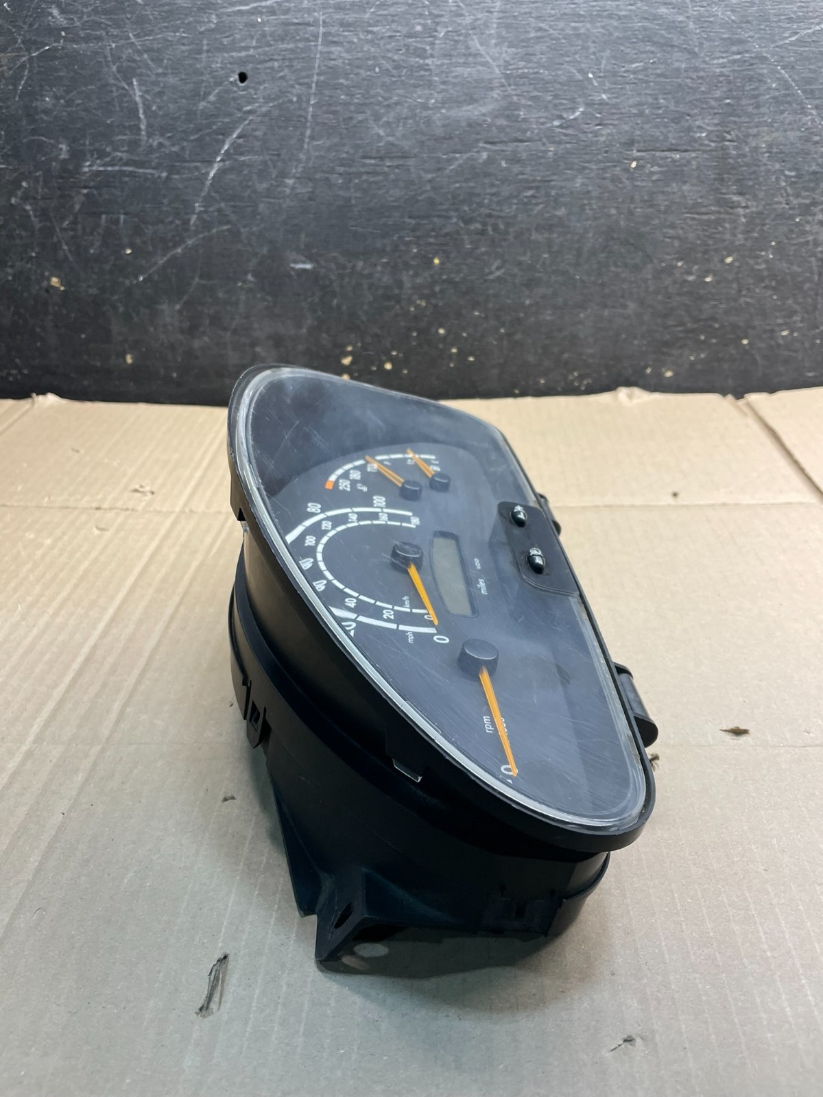 2002-2006 Dodge Mercedes Sprinter Van Speedometer Instrument Cluster X9854 PS thumbnail 4