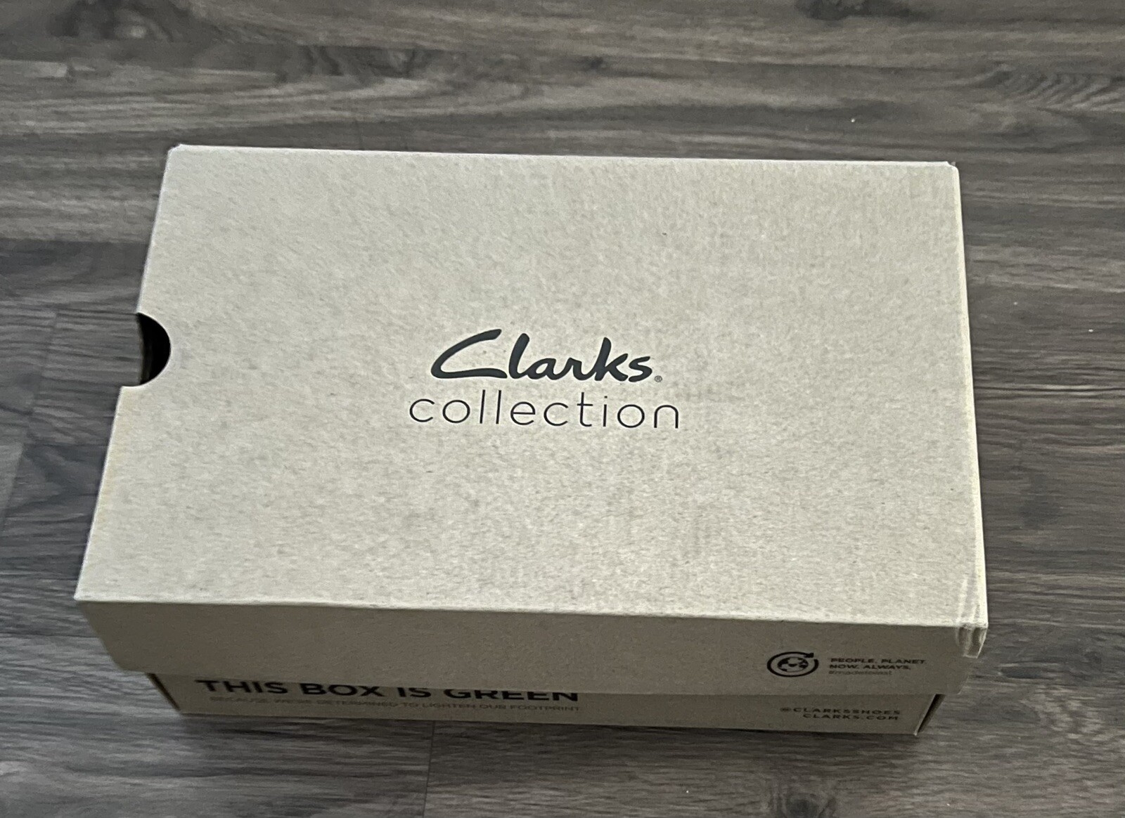 Clarks Collection Cora Iris Comfort Slip-On Dark Tan Shoe size 7 1/2 W ...