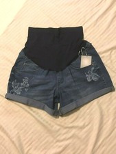 a:glow Maternity Shorts: 5 Pocket, Full Belly, Cuff Floral Decor/Blu Denim, Sz16