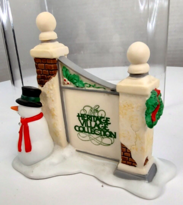 Dept 56 Heritage Village Collection #5572-7 