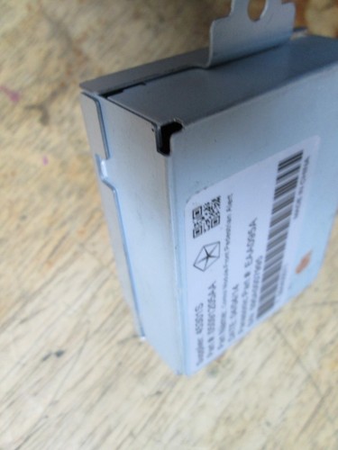 2015 Fiat 500E Electric Comfort control on-board network control unit 05091205AA - Picture 8 of 9