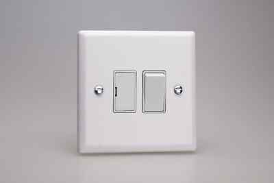 Varilight XY6W.CW Urban Chalk White 1 Gang 13A Switched Fused Spur