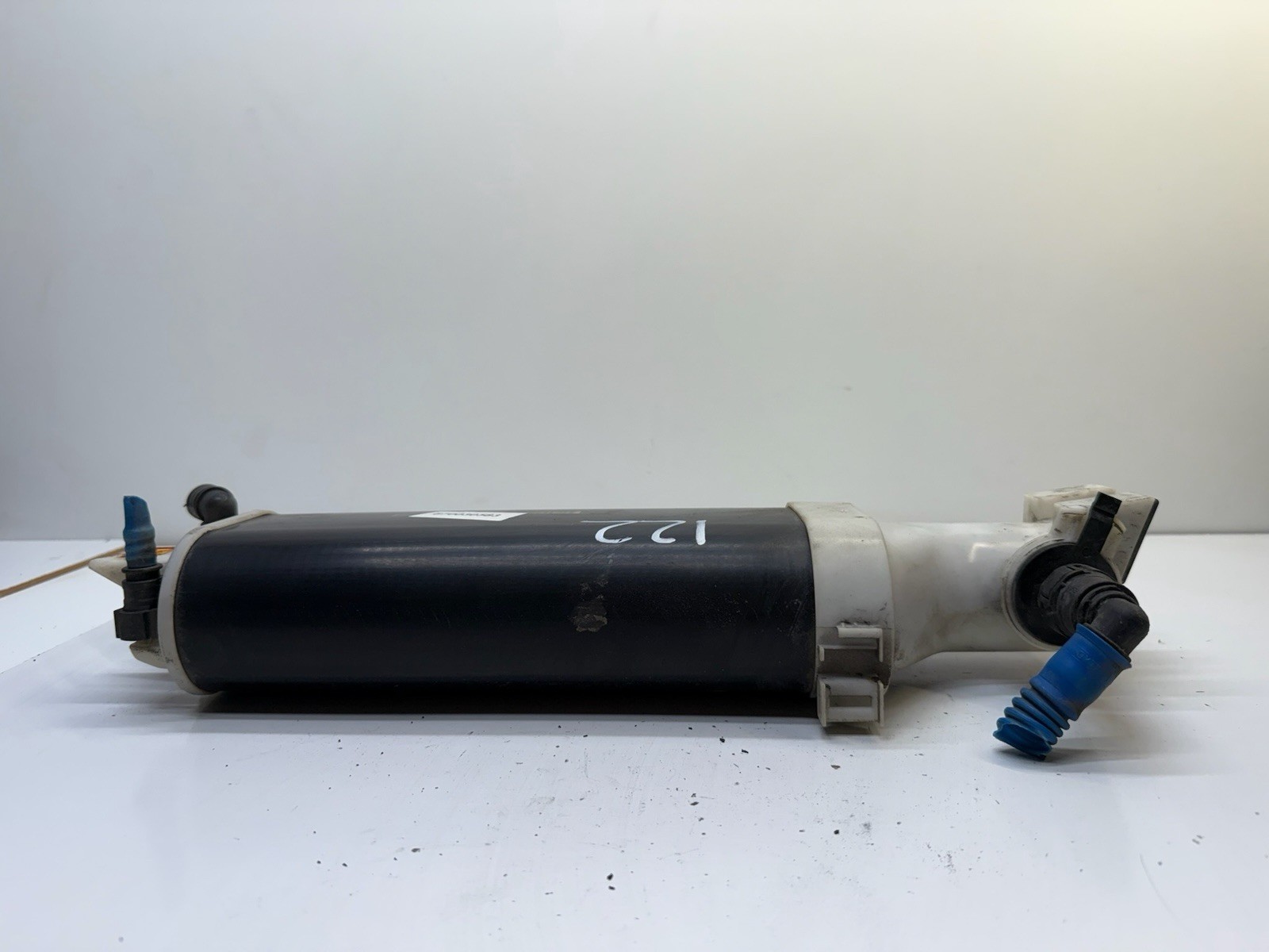 14-19 Maserati Ghibli M157 Fuel Gas Evaporator Vapor Charcoal Canister Oem