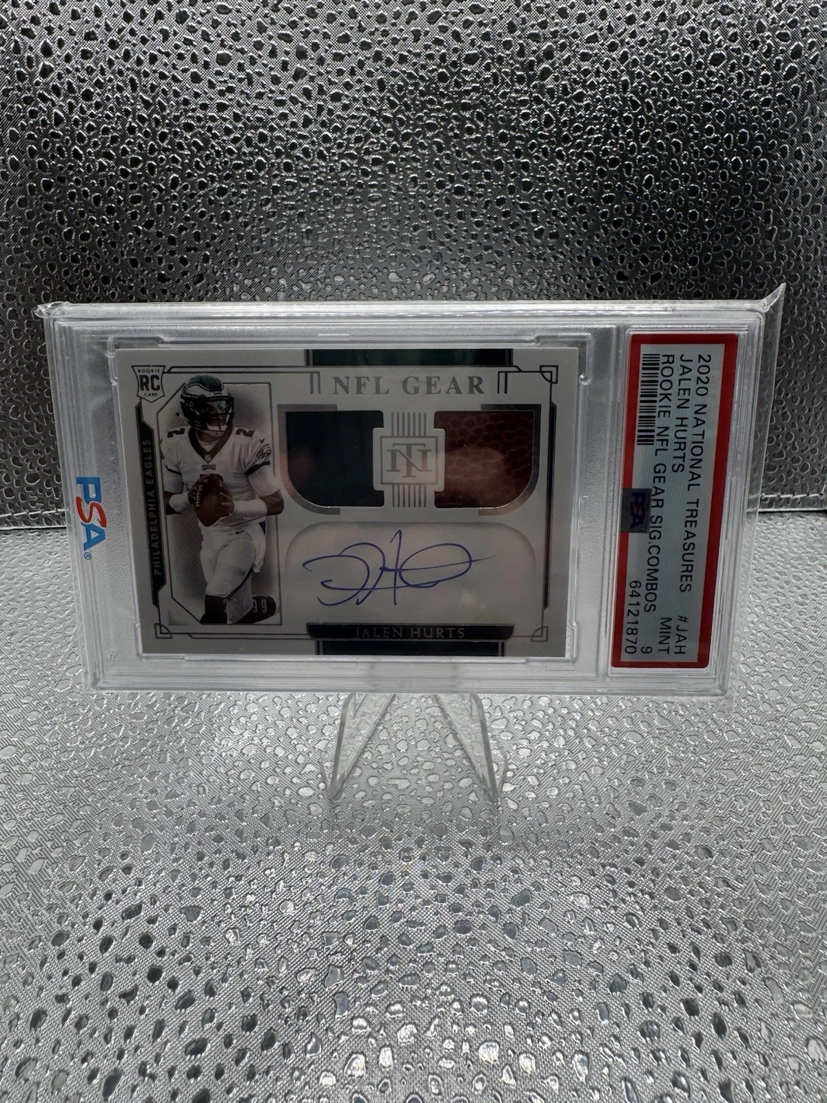 Jalen Hurts Panini National Treasures Rookie NFL Gear Signatures Combos #JAH Base