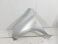 F31011HBMA AILE AVANT gauche