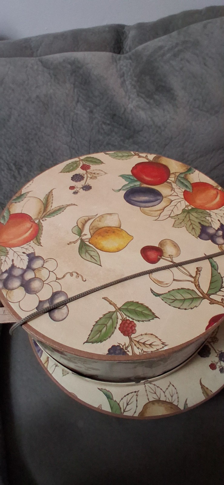 Decorative Round Hat Boxes Featuring A Vibrant Fr… - image 11