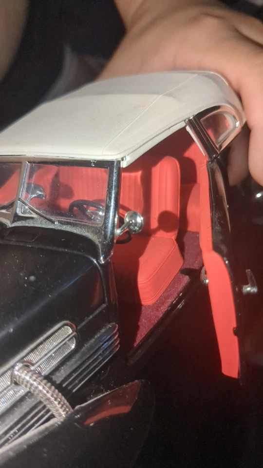 Coches modelo Cord 1947 supercargadores y Tucker 1948 Foto 3 de 4