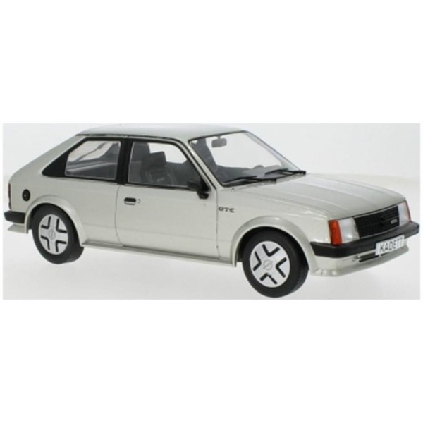 Opel Kadett D Gte Silber 1983 1:18 MaßStabsmodell Auto Gruppe MCG18533-image