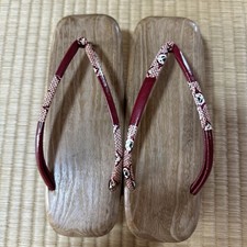 Japanese Wooden Geta Sandals 9.45 inches Purple Floral Hanao Kimono Shoes Used