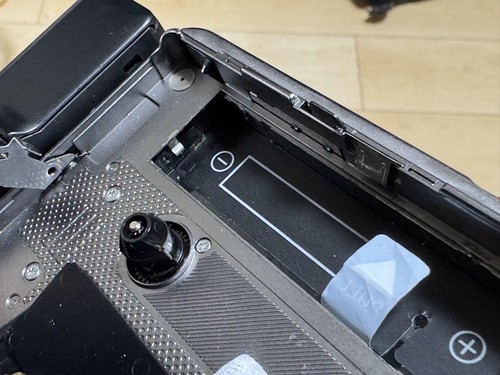 Sony WM-GX77 Walkman Cassette Player Junk Does Not Power On Made/Japan Vintage - Picture 8 of 12