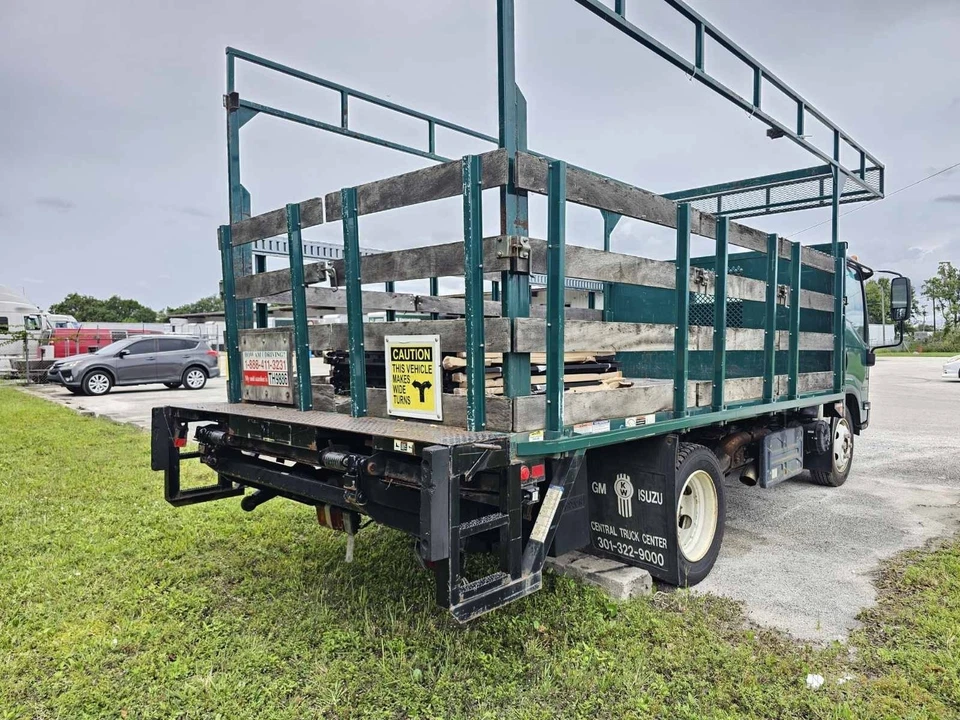 Isuzu NRR 2014 Foto 3 de 4