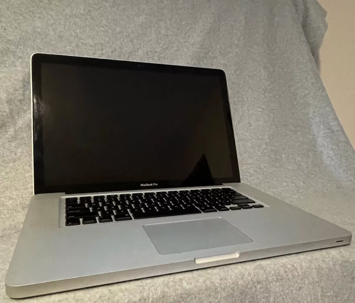 MacBook Pro 5,4 (Unibody 15-Inch, Mid 2009) 2.53GHz 8GB RAM, 240 SSD eBay