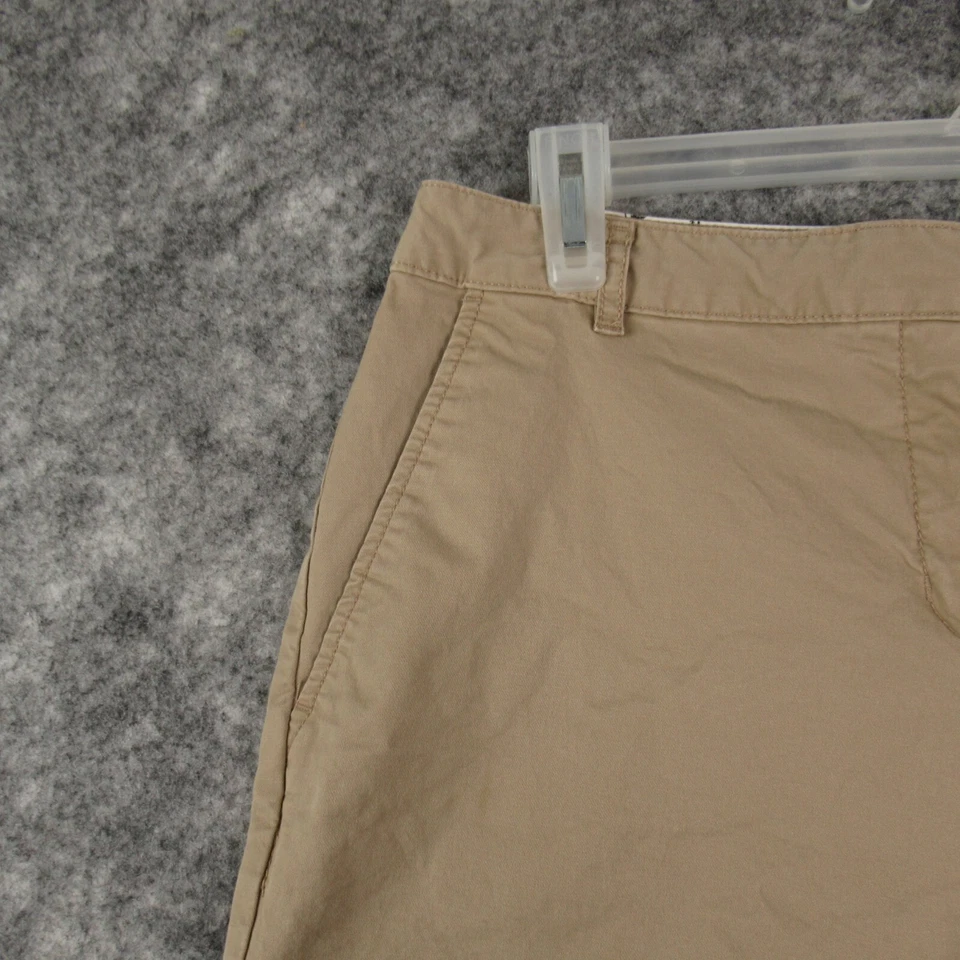 Pantalones Cortos Bajo Mujer 8 Beige Caqui Chino Bolsillos Cortados Frente Plano Algodón Elástico Foto 3 de 4