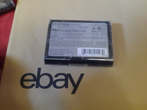 NYC Cheek Glow Powder Blush #649 PROSPECT PARK ROSE - SEALED - Picture 5 of 9
