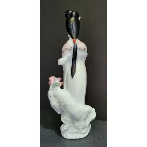 Vintage Porcelain Japanese Geisha Girl Figurine Applied Pink Flowers Signed 9.5" - Picture 3 of 13