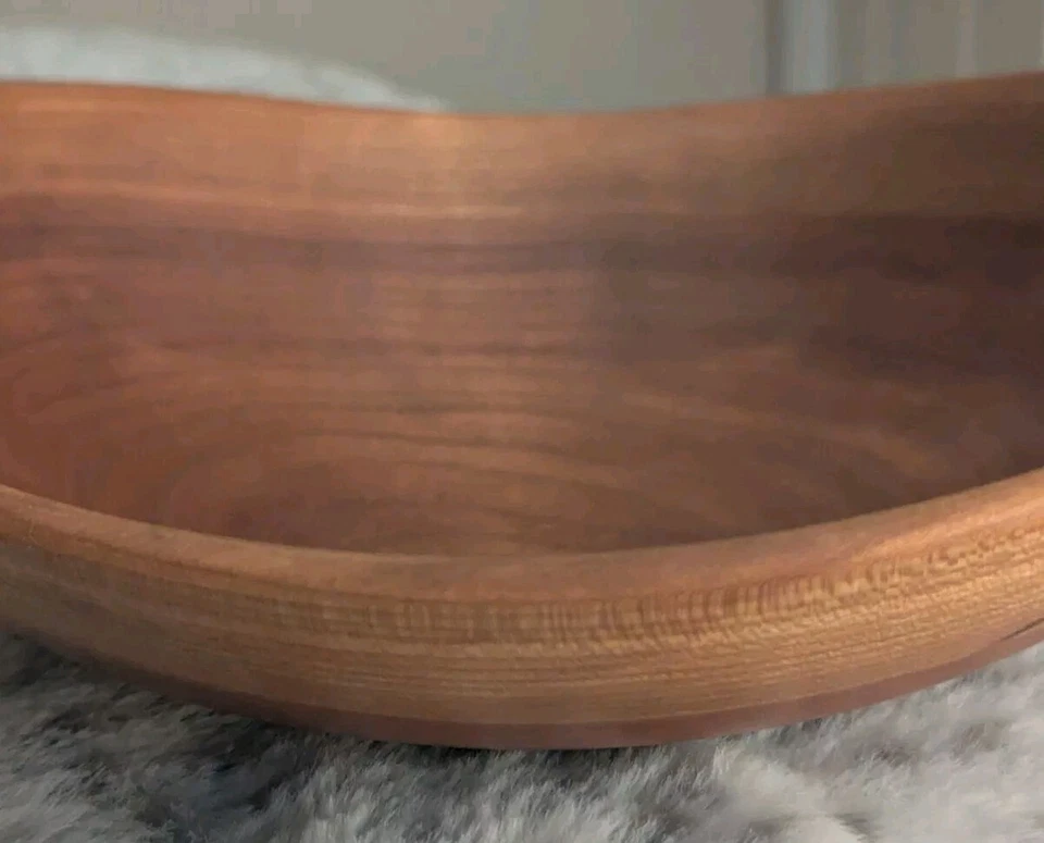 Tigela de madeira Andrew Pearce - Feita em Vermont! Herança de qualidade virada à mão  - Imagem 4 de 4