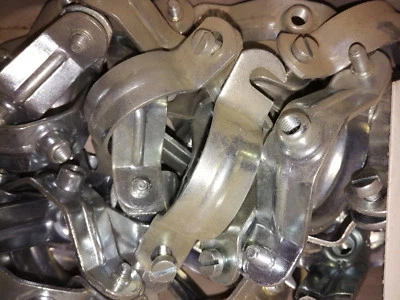 Schraub Abstandschellen 2900 PG21 OBO Bettermann Best.Nr.1383213 ID 28mm. mit M6