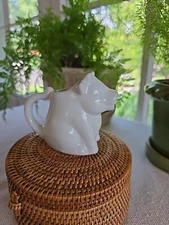 🐮 Bistro Blanc Ceramic Cow Shaped Creamer 🐮 CUTE!