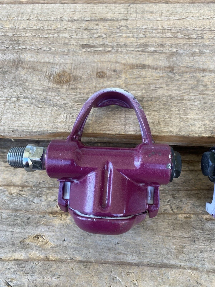 Vintage 9/16” Look Road Bike Pedals-Spin Nice- Sprayed Raspberry Cream - Image 2 of 4