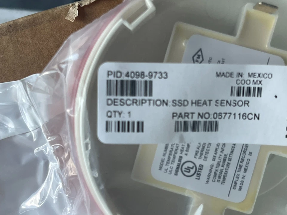Case Of 30 Simplex Fire Alarm Heat Detector Sensor P/N 0677116CN PID 4098-9733 - Image 2 of 4