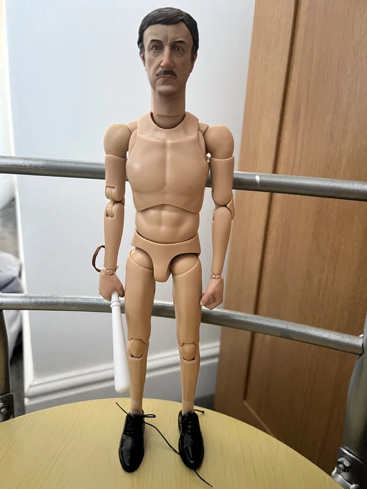 The Pink Panther Peter Sellers inspector Clouseau 1:6 Action Figure head/body - Image 3 of 3