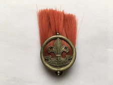 C1920s VINTAGE BOY SCOUTS CAP BADGE