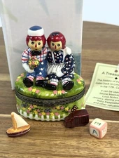 Porcelain Hinged Trinket Box Raggedy Ann And Andy