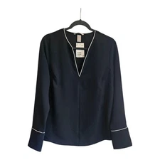 NWT H&M Womens Size 10 Blouse V-Neck Black White Wide Cuffs