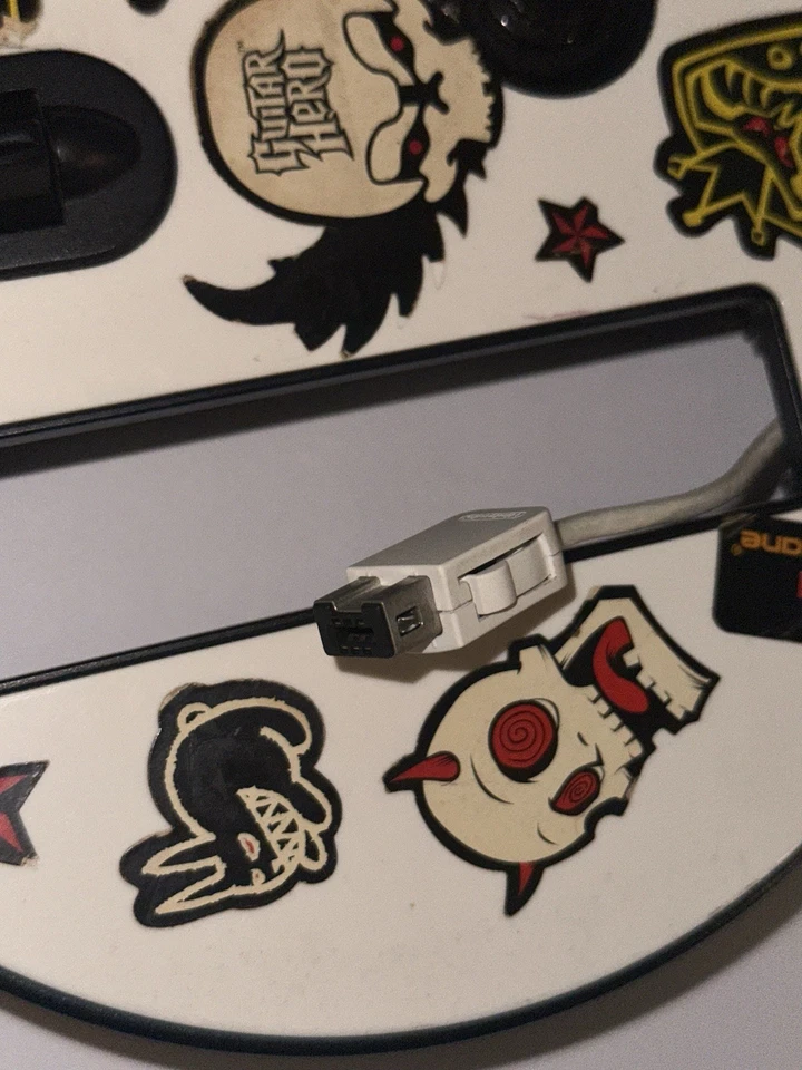 2 Guitar Hero Power guitarra sem fio Xbox, PS4 e Wii - Imagem 4 de 4