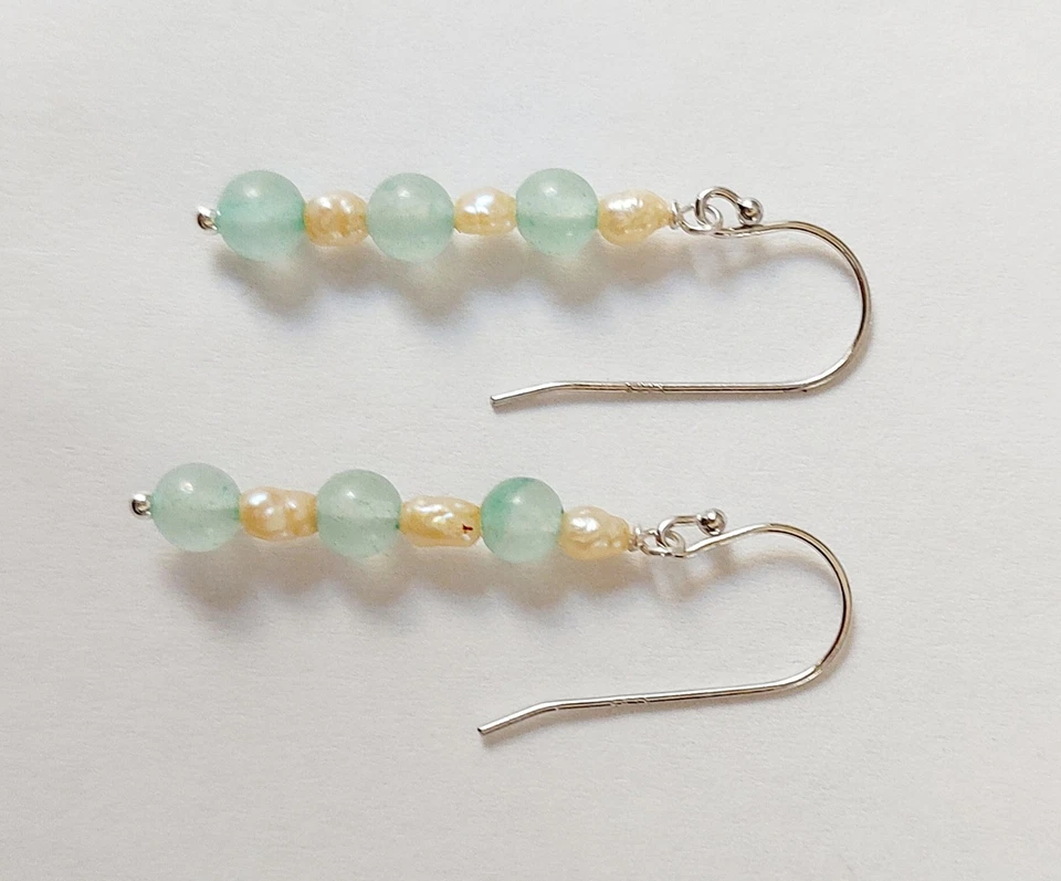 Orecchini pendenti in argento 925 con pietre avventurina e perle di acqua dolce  - Immagine 2 di 4