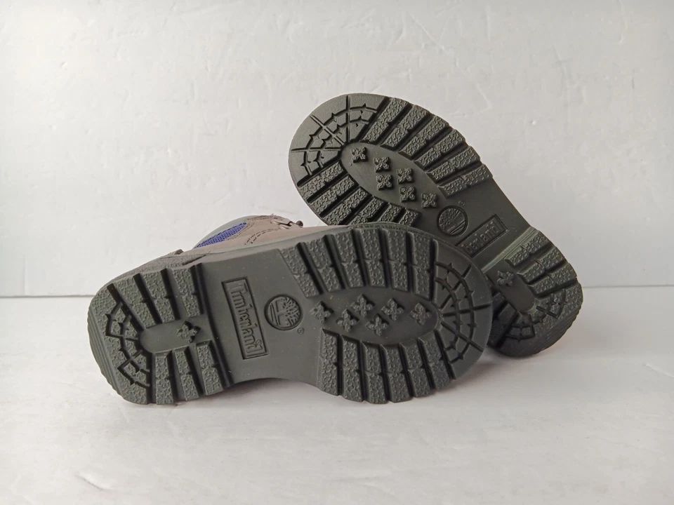 BOTA DE CAMPO TIMBERLAND NIÑOS PEQUEÑOS GRIS OSCURO A1ROV Foto 2 de 4