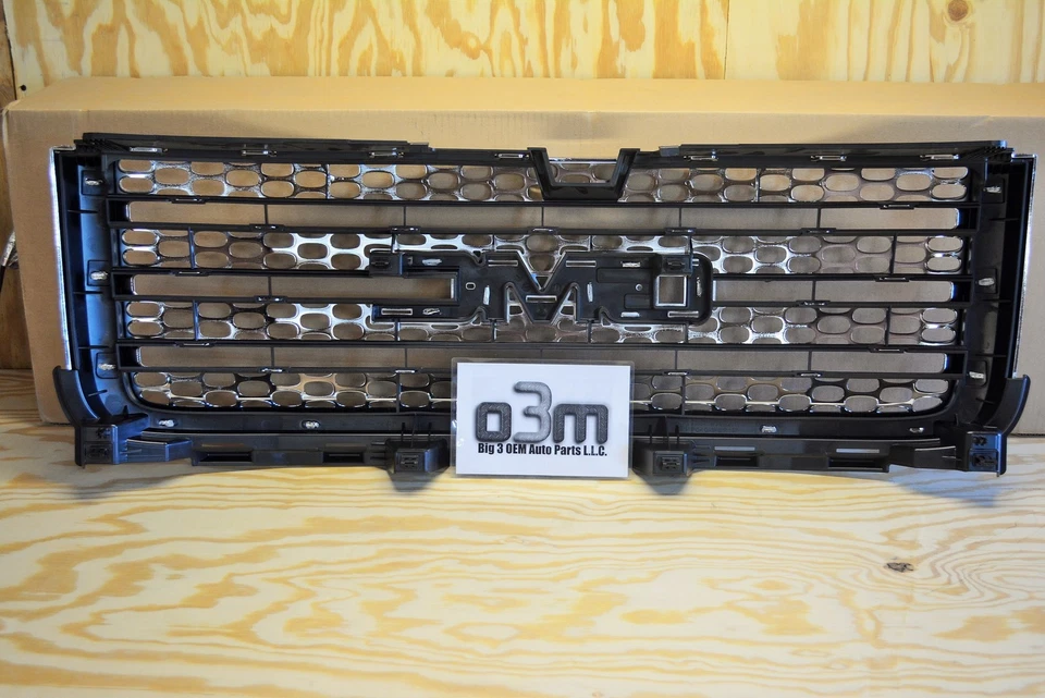 Новая хромированная передняя решетка с двойной кабиной для GMC Sierra 2500 3500 2011–2013 годов от оригинального производителя 20966057 - Изображение 2 из 3