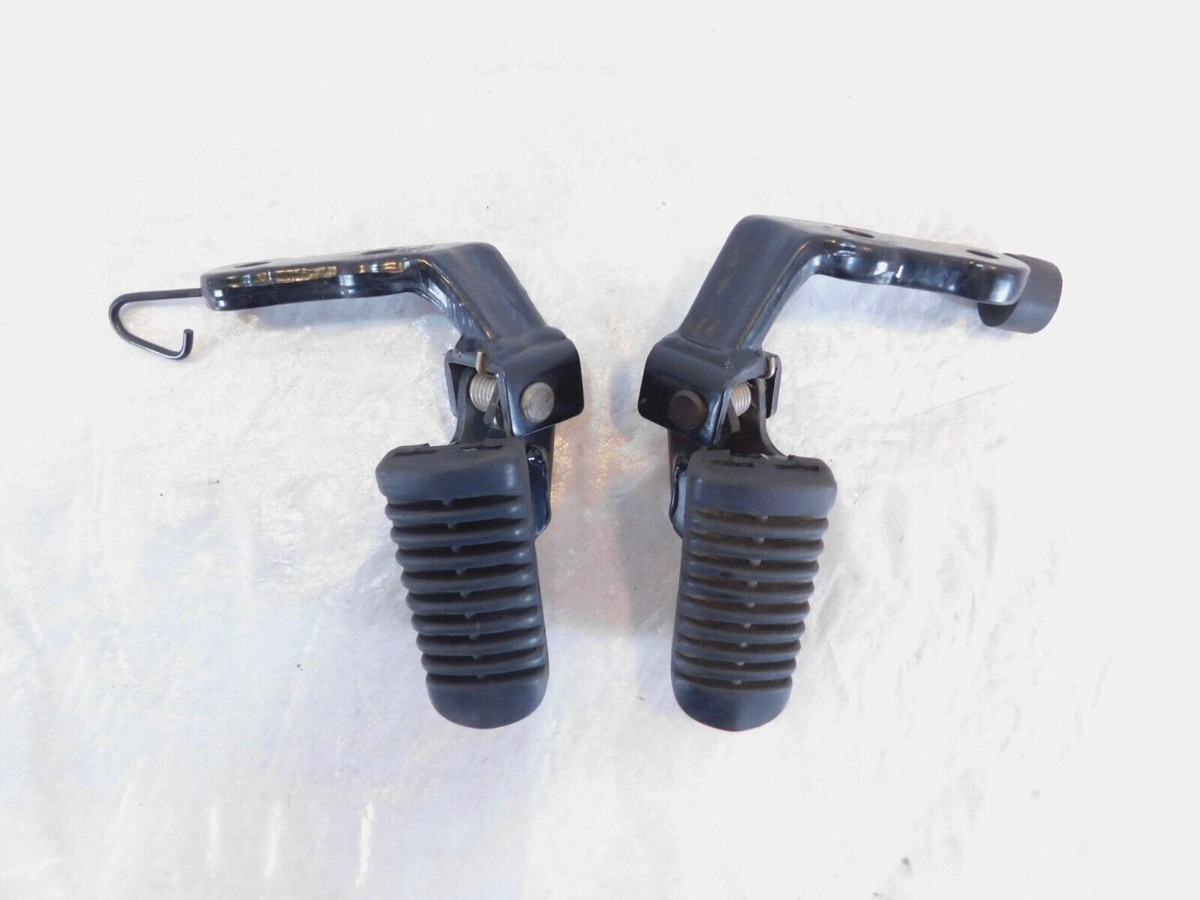 1997-2000 BMW F650 Funduro F650ST Right Front Footrest Foot