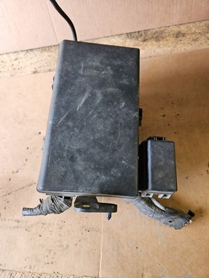 2005 Toyota 4 Runner 4.0L Auto 4x4 Oem Fuse Relax Box