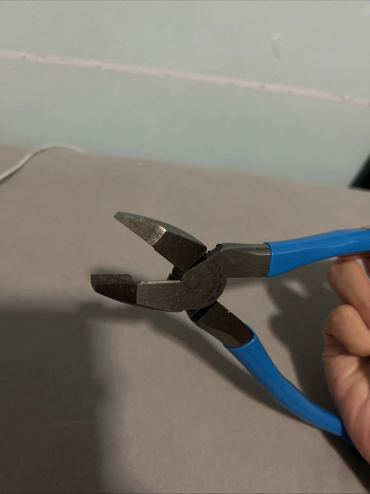 Channellock XLT Lineman's Pliers - Blue (369) - Image 4 of 4