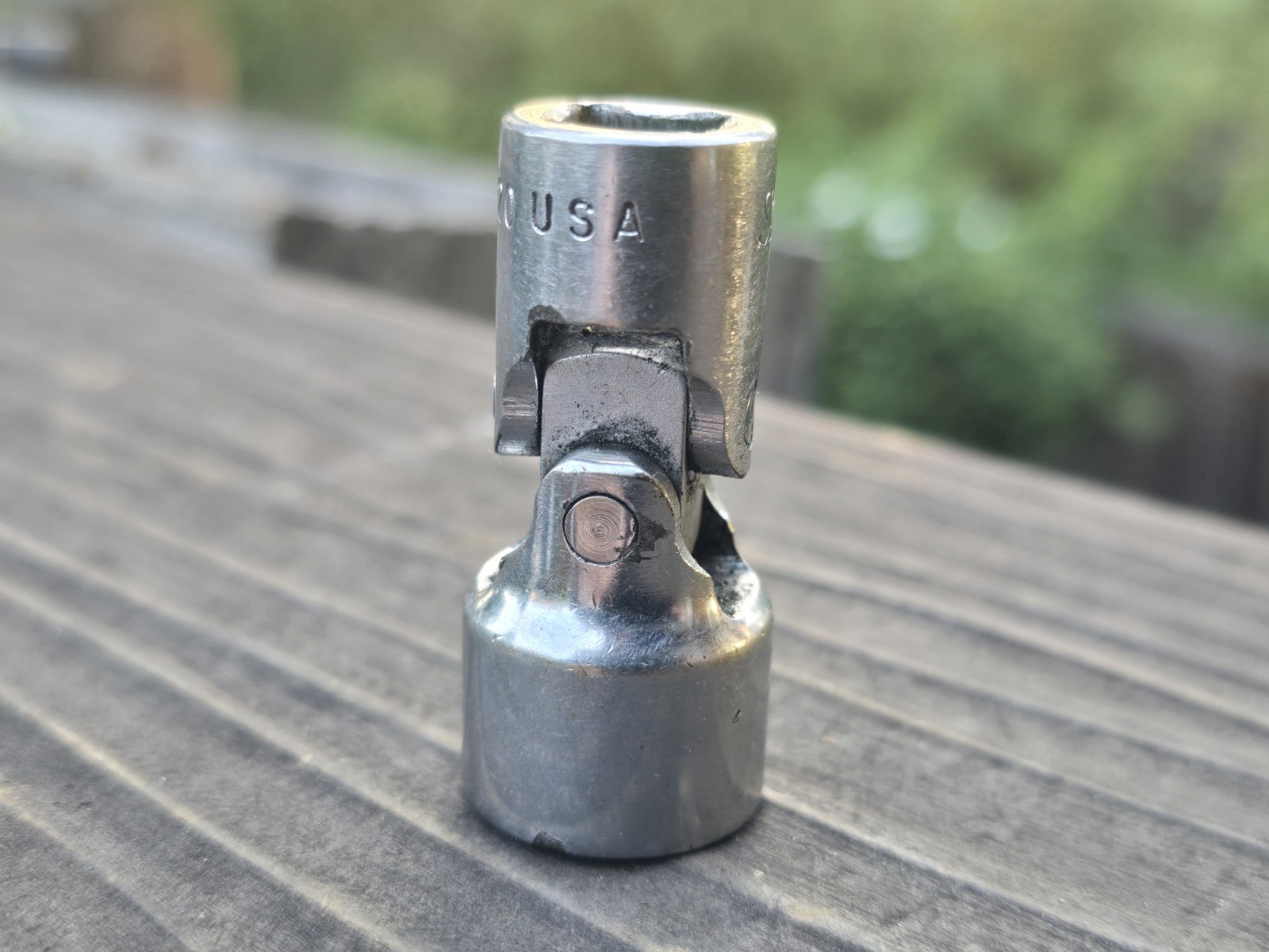 Snap-On FVU20  3/8" Drive  5/8"  12 Point Swivel Socket USA