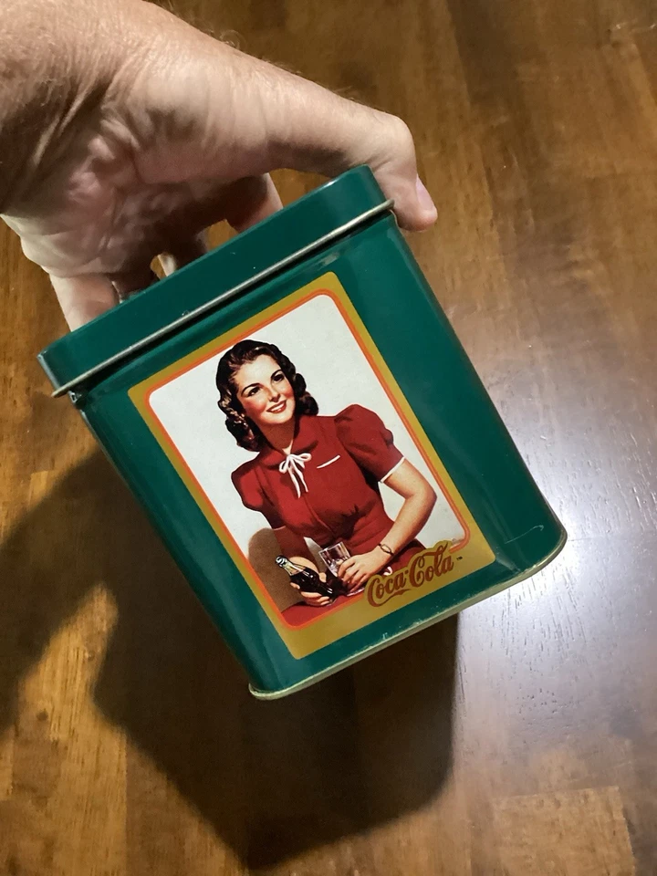 Coca Cola 1994 Metal Art Collectors Cards - Image 3 of 4