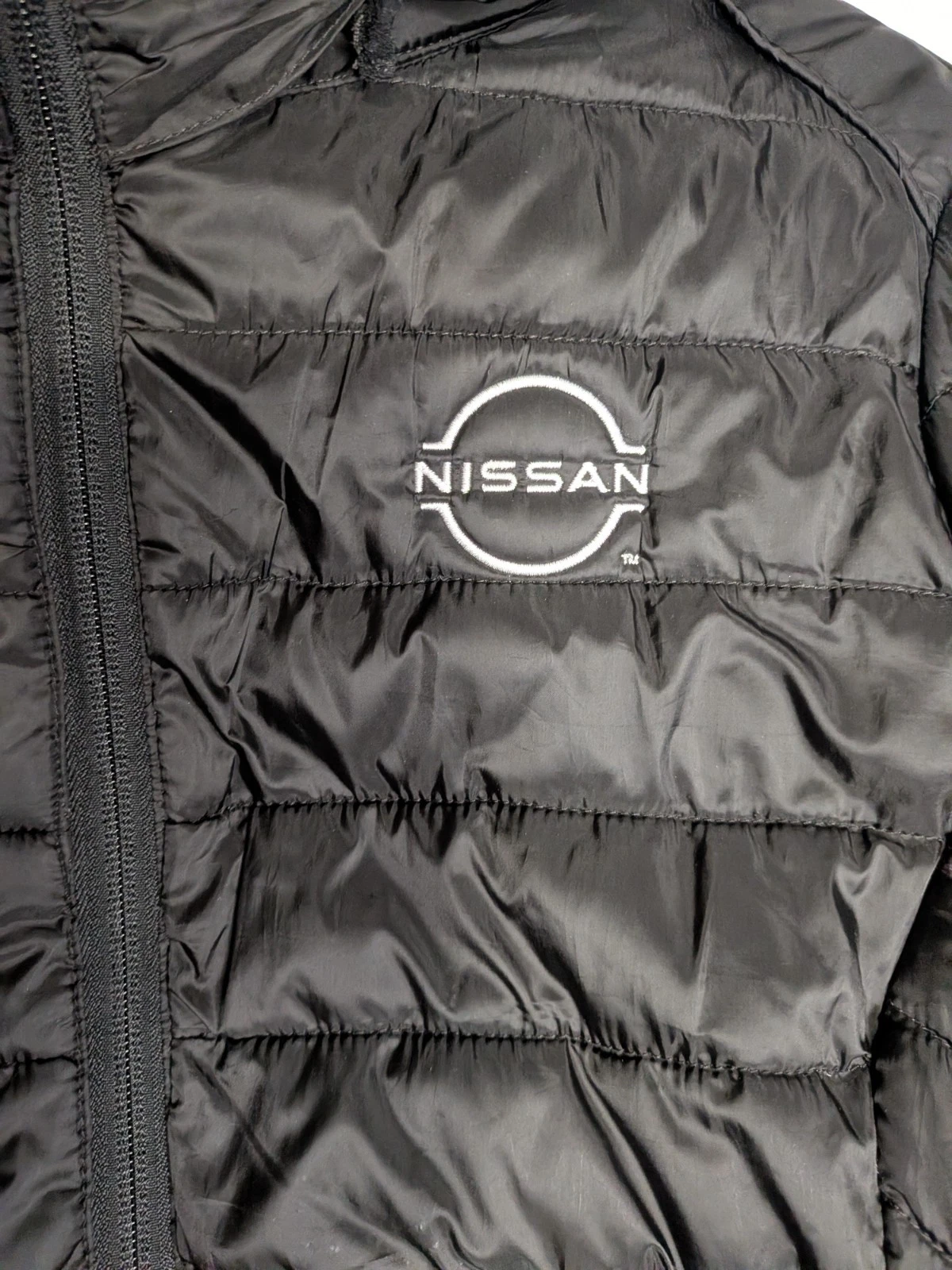 Nissan Men's Black Quilted Hooded Full Zip Puffer Jacket Size M - product detail image 2