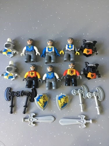 Lego Duplo Knights and accessories.