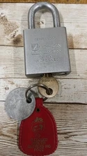 Vintage American Lock Co. Padlock With Key And Cool Keychain.  USA 5200 FS