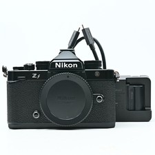 Corpo fotocamera mirrorless Nikon Zf dal Giappone [quasi come nuovo / numero ...